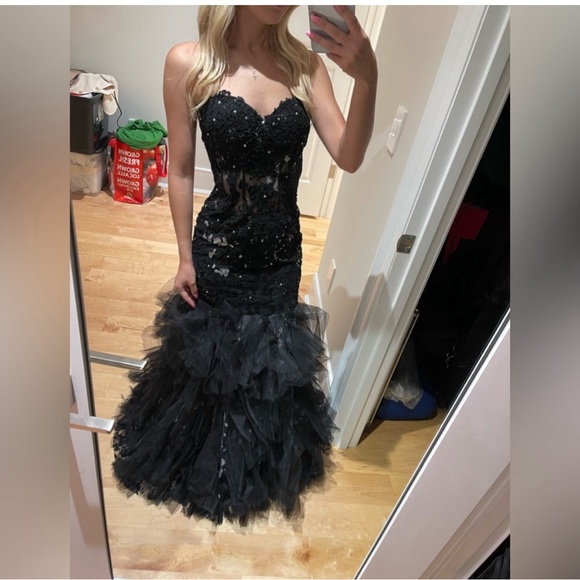 Beautiful Purple Jovani Corset Mermaid tulle dress gown formal designer Size 4 - Picture 5 of 11